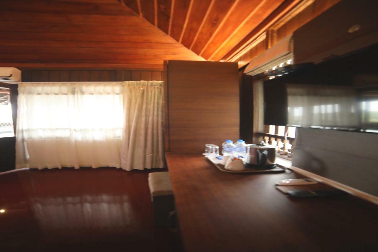 Contour Island Resort & Spa By Citrine Tariyod Bagian luar foto