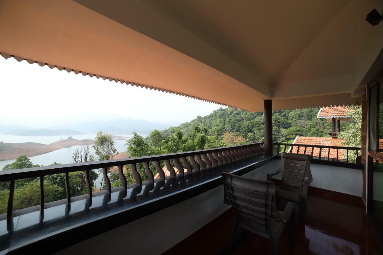 Contour Island Resort & Spa By Citrine Tariyod Bagian luar foto